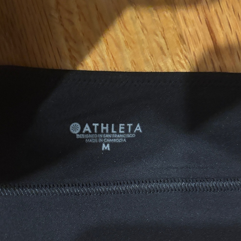 Athleta adjustable racer back sports bra Medium - Picture 2 of 5